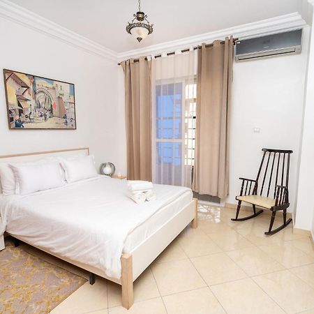 Appartement 2 Chambres Pres De La Corniche Tanger Buitenkant foto