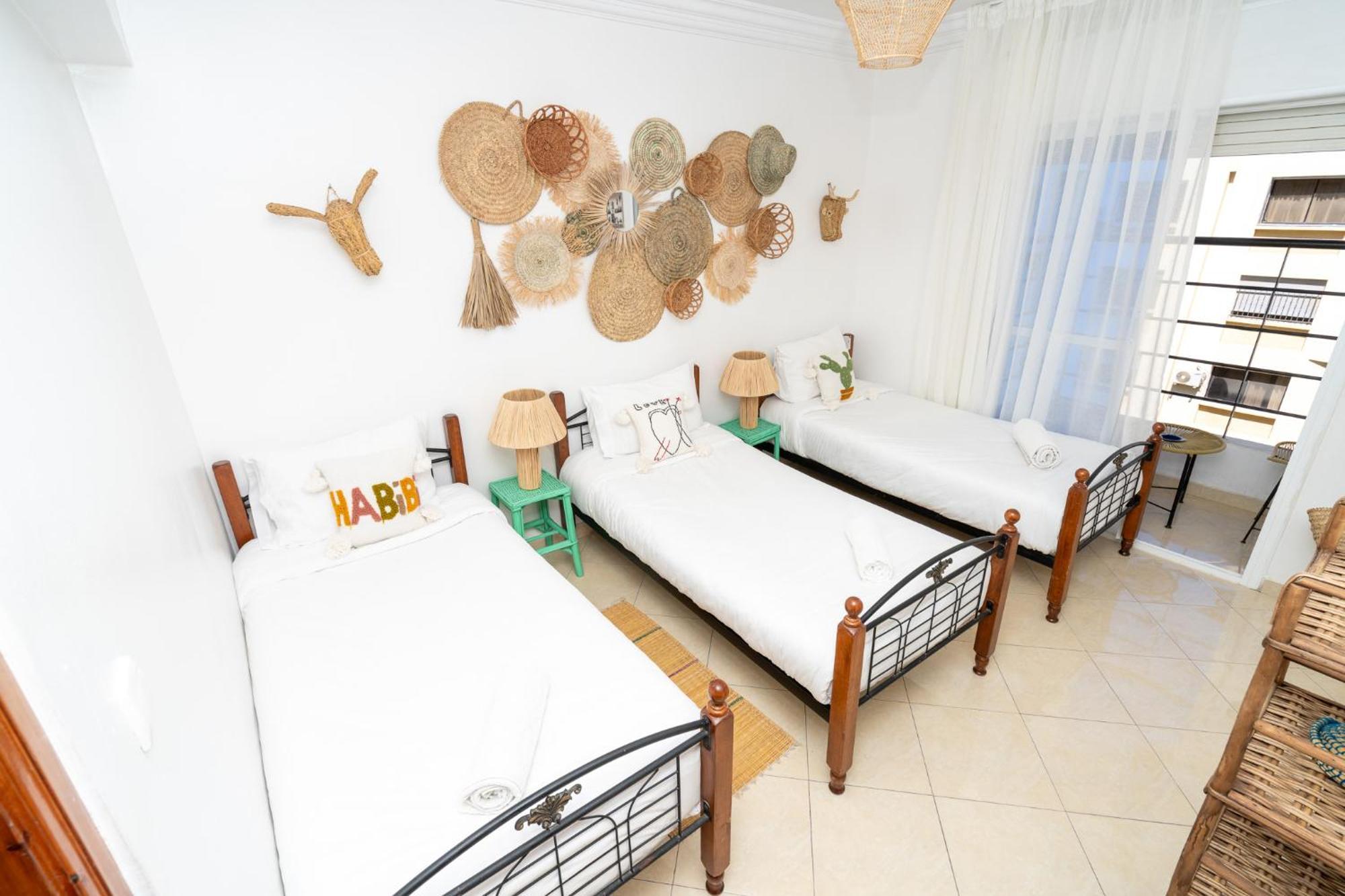 Appartement 2 Chambres Pres De La Corniche Tanger Buitenkant foto