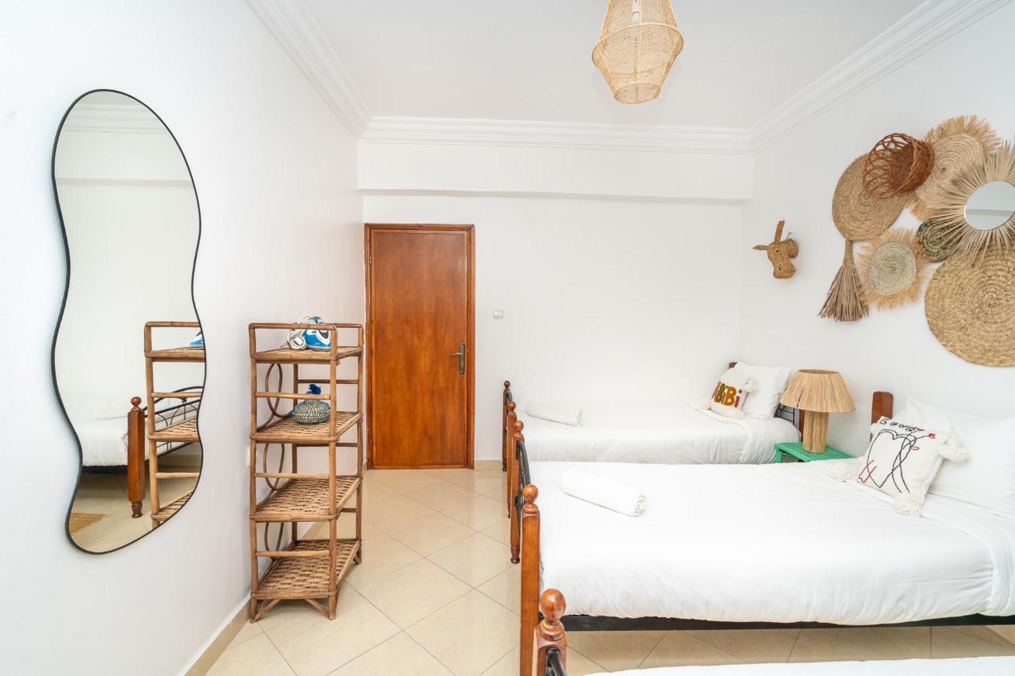 Appartement 2 Chambres Pres De La Corniche Tanger Buitenkant foto